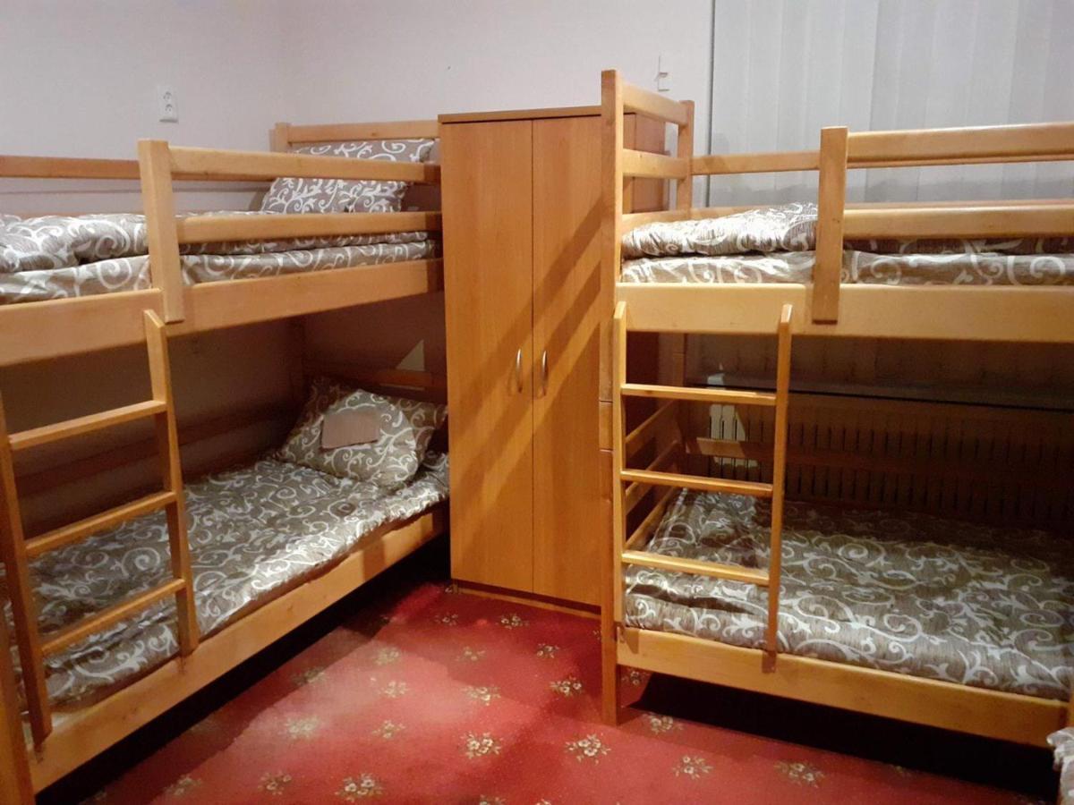 Hostel Uneed Sport Odessa Exterior foto