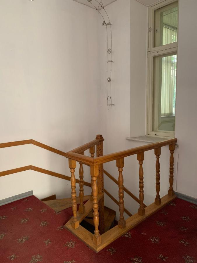 Hostel Uneed Sport Odessa Exterior foto